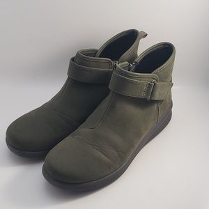 Loudsteppers by Clarks Shoes